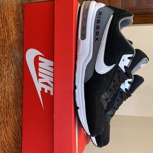 Size 12 Air Max LTD 3